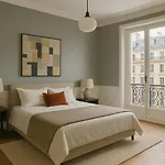 Arc De Triomphe - Foch Palace