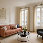 Arc De Triomphe - Foch Palace